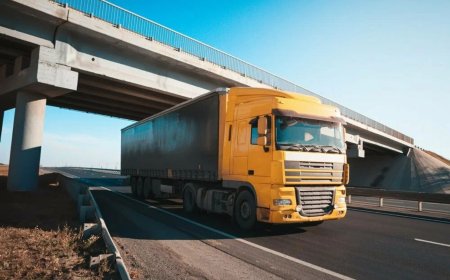 Why Road Cargo from Dubai to Riyadh Is a Smart Logistics Choice