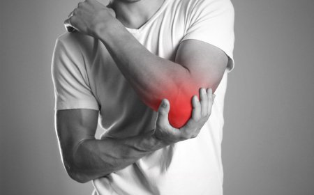 Why Athletes Trust Physiotherapists for Tennis Elbow Treatment Dubai
