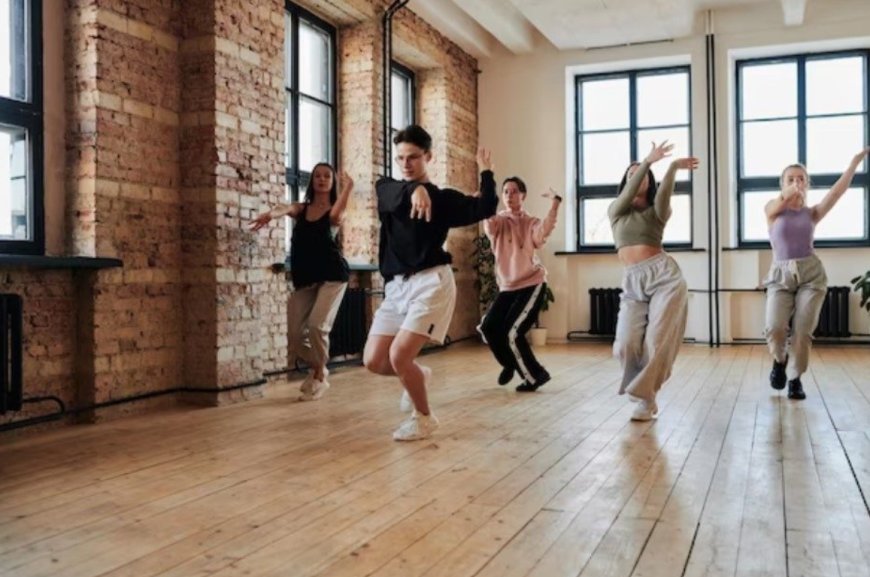 Unlock Your Rhythm: Exploring Group Dance Classes, Social Dance Classes, and Private Dance Lessons