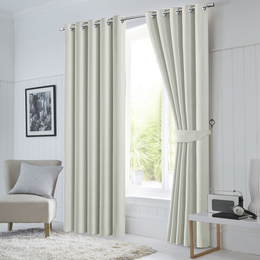 Cream Pencil Pleat Curtains for the Bedroom: Elegant Comfort for Your Space