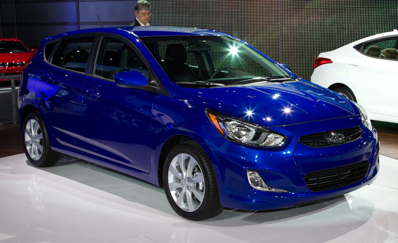 Review of the features and specifications for the Hyundai Accent.